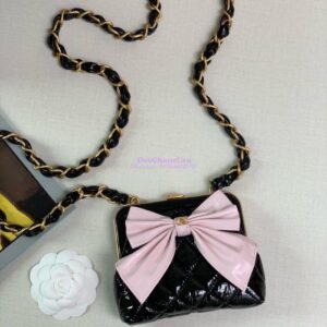 Replica Chanel Clutch With Chain Patent Crumpled Lambskin & Shiny Lambskin AP4028 Black Pink