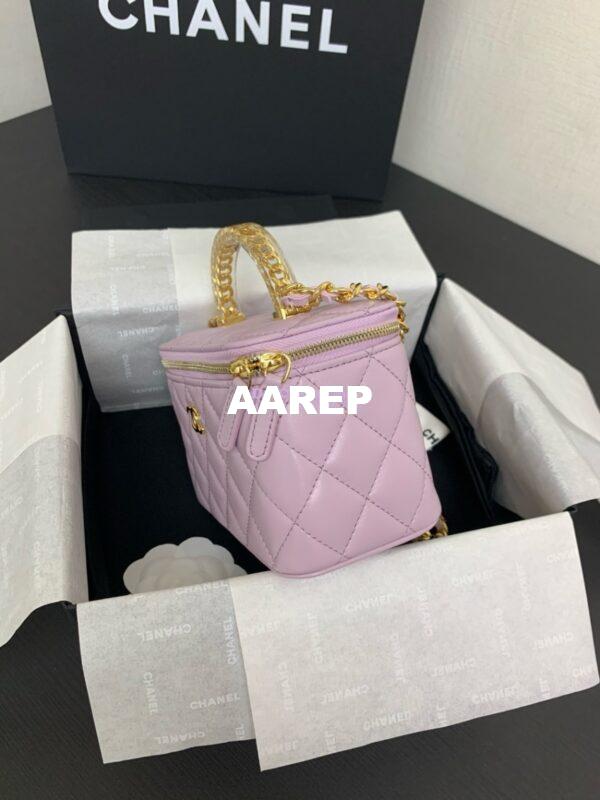 Replica Chanel Lambskin Clutch With Chain with Resin Gold Handle AP3768 Light Pink 7
