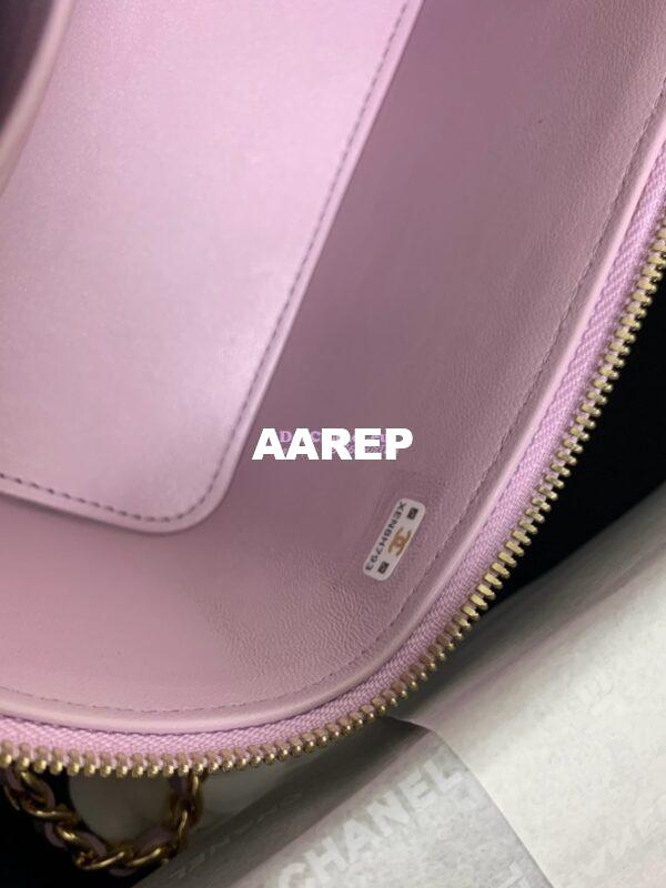 Replica Chanel Lambskin Clutch With Chain with Resin Gold Handle AP3768 Light Pink 11