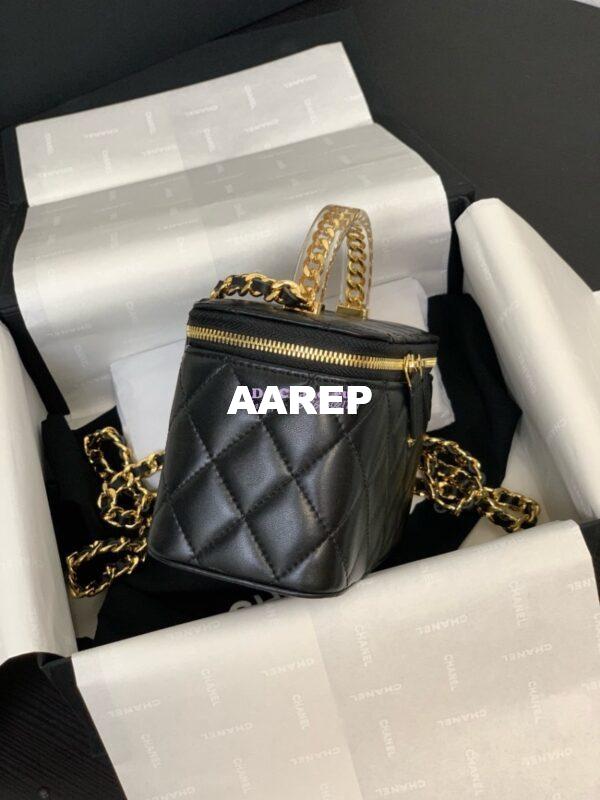 Replica Chanel Lambskin Clutch With Chain with Resin Gold Handle AP3768 Black 6