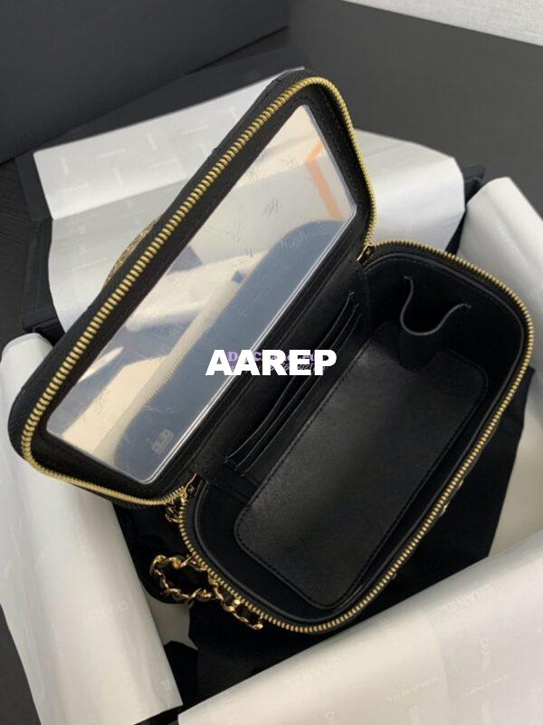 Replica Chanel Lambskin Clutch With Chain with Resin Gold Handle AP3768 Black 10