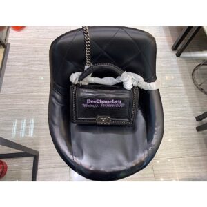 Replica Chanel Lizard Leather Boy Bag with Lizard Handle 001