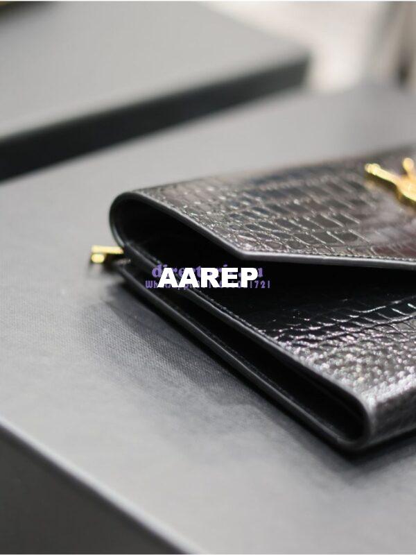 Replica Saint Laurent YSL Uptown Large Wallet in Crocodile-Embossed Shiny Leather black 582124 8