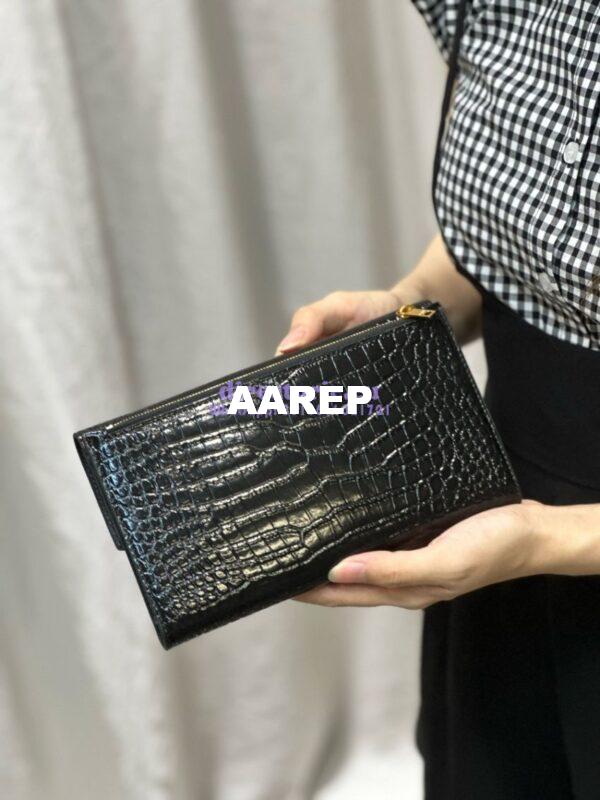 Replica Saint Laurent YSL Uptown Large Wallet in Crocodile-Embossed Shiny Leather black 582124 24
