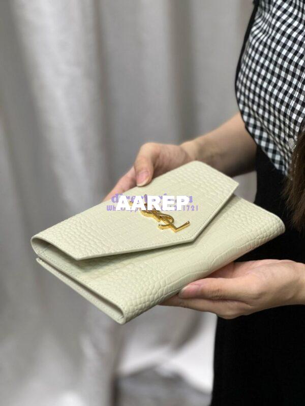 Replica Saint Laurent YSL Uptown Large Wallet in Crocodile-Embossed Shiny Leather white 21