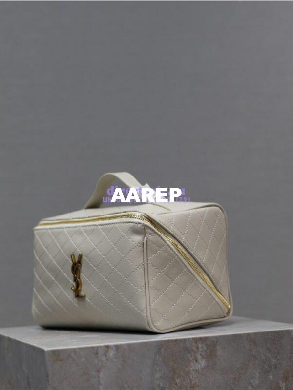 Replica Saint Laurent YSL Gaby Vanity Case In Quilted Lambskin 7531711 Blanc 6