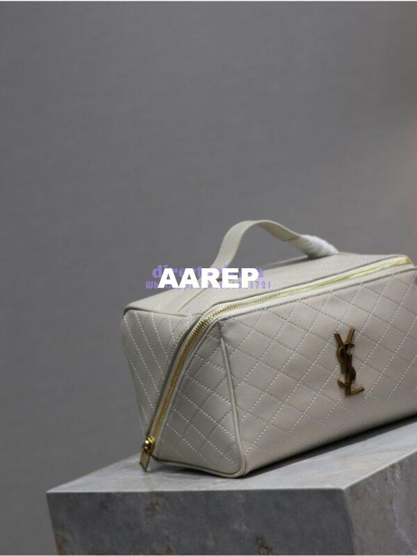 Replica Saint Laurent YSL Gaby Vanity Case In Quilted Lambskin 7531711 Blanc 7