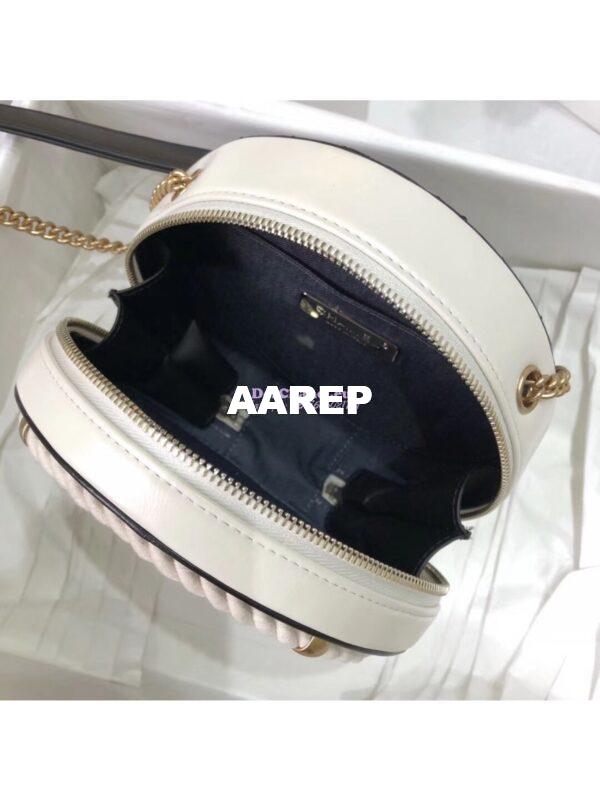 Replica Chanel En Vogue Small Round Bag in Bi-Colour AS0075 12