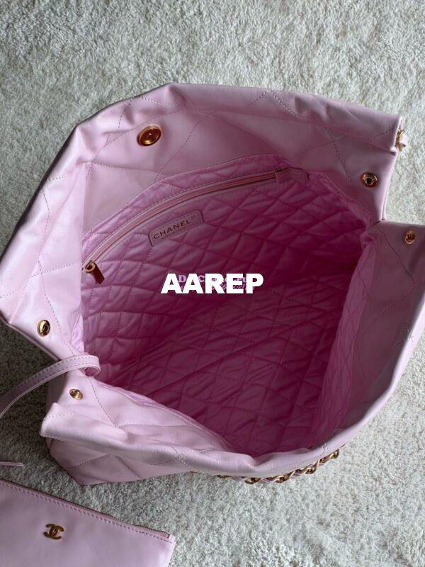 Replica Chanel 22 Handbag Shiny Calfskin & Gold Metal AS3260 AS3261 New Light Pink 17
