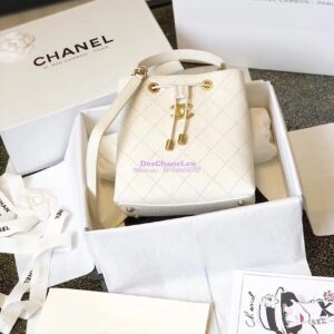 Replica Chanel Grained Calfskin Drawstring Bag AS0310 White 2