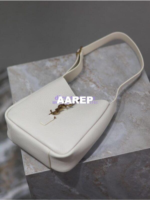 Replica YSL Saint Laurent Le 5 À 7 Supple Baby In Deer Grained Leather 809461 Blanc 9