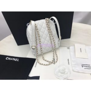 Replica Chanel CC Day Grained Calfskin Backpack AS0004 White 2
