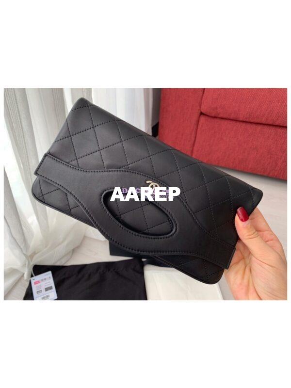 Replica Chanel 31 Pouch A70520 Lambskin Black