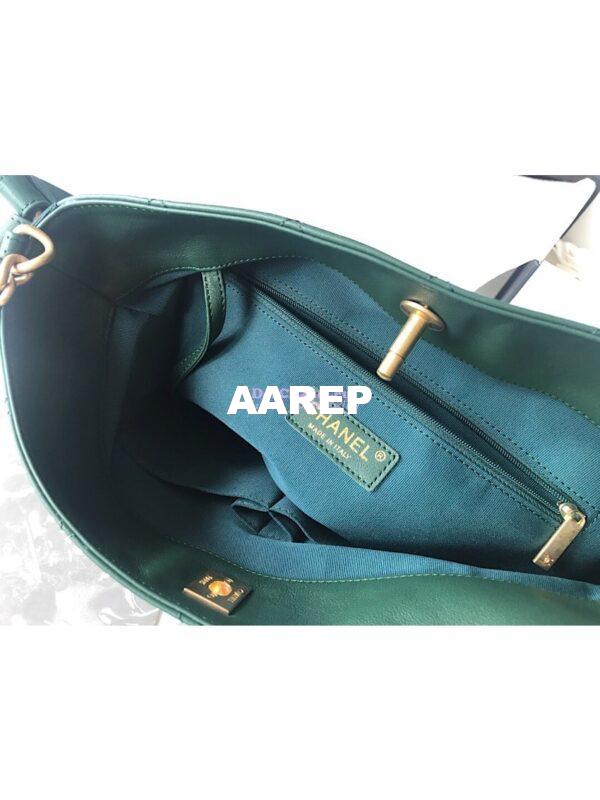 Replica Chanel Calfskin Hobo Bag A57576 Green 8