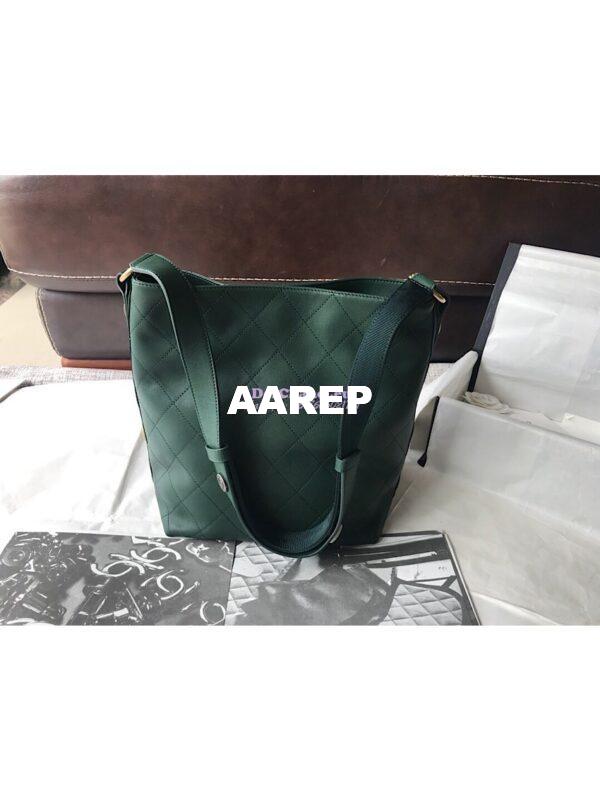 Replica Chanel Calfskin Hobo Bag A57576 Green 18