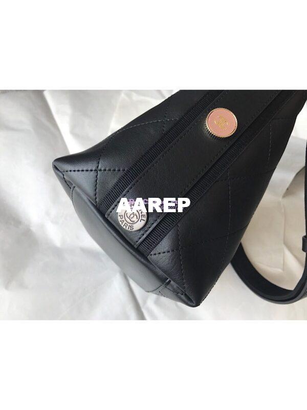 Replica Chanel Calfskin Hobo Bag A57573 Black 6