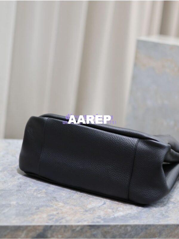 Replica YSL Saint Laurent Le 5 À 7 Bea In Grained Deerskin Leather 763435A Black 15