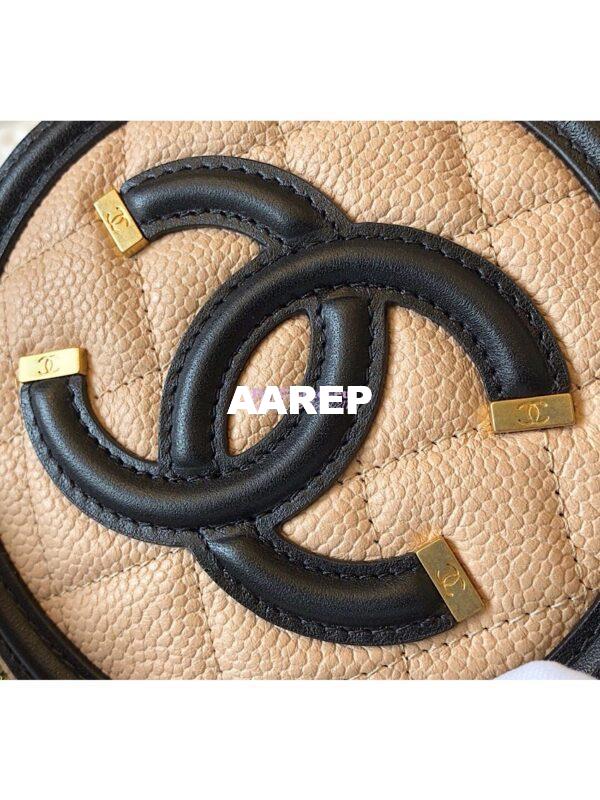 Replica Chanel CC Filigree Round Clutch Chain Bag A81599 Beige 7