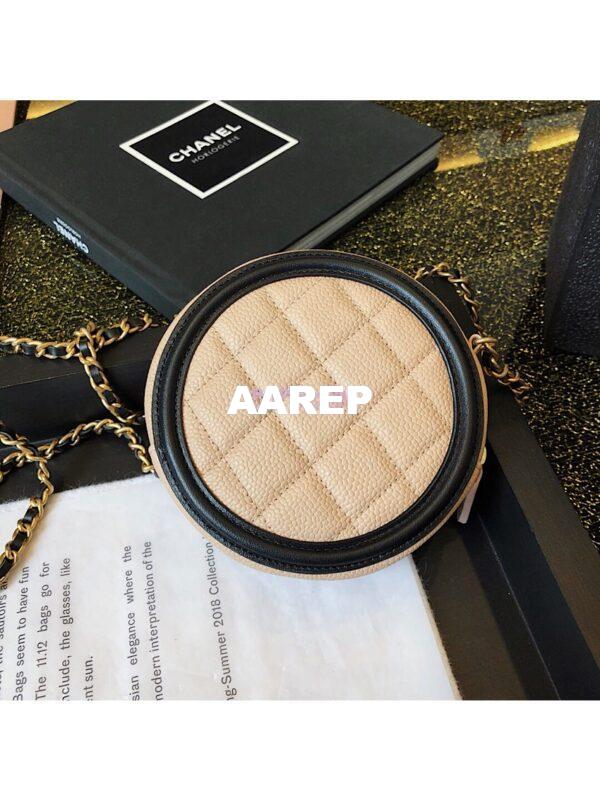 Replica Chanel CC Filigree Round Clutch Chain Bag A81599 Beige 8