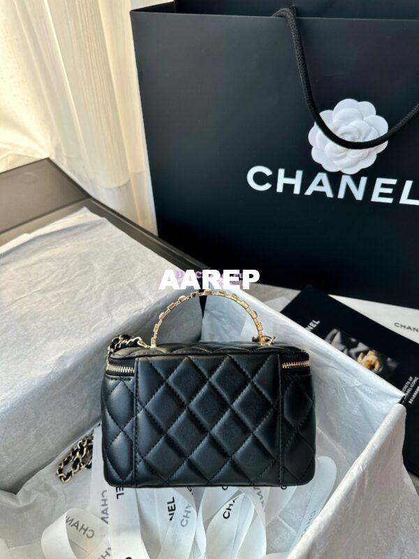 Replica Chanel Lambskin, Diamanté Handle Handle Vanity with Chain AP2805 Black 11