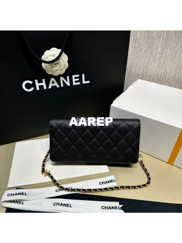 Replica Chanel 24SS Camellia Clutch With Chain in Shiny Grained Calfskin AP3581 10