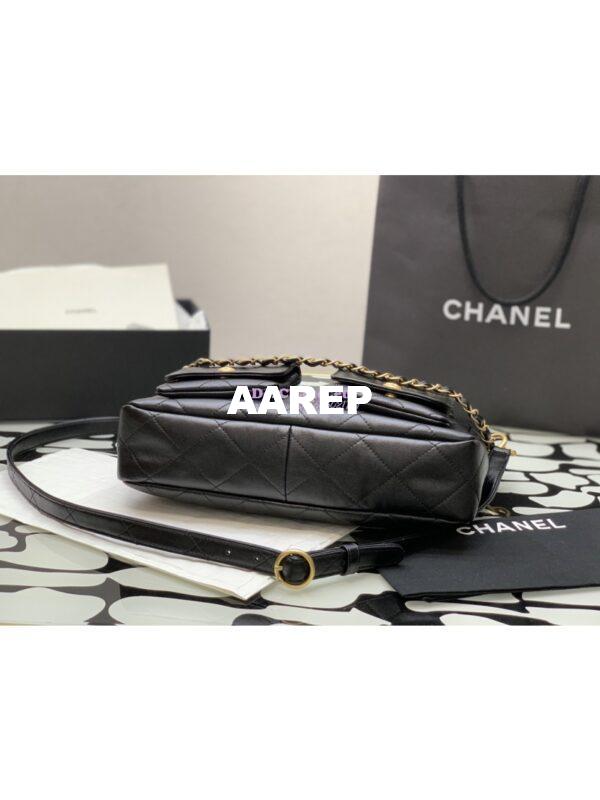 Replica Chanel 24SS Large Hobo Handbag Shiny Calfskin AS4668 Black 8