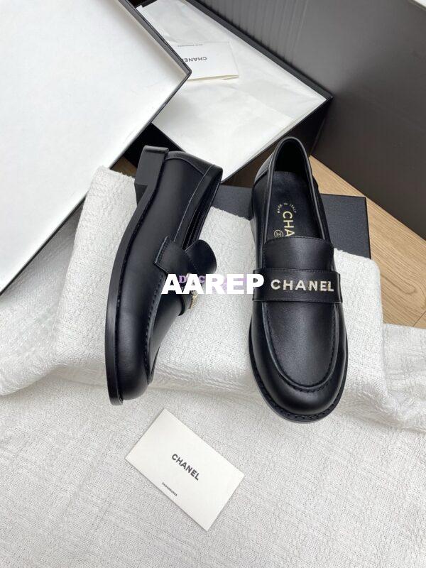 Replica Chanel 25SS Logo Rhinestones Calfskin Moccasins Loafer G37433 Black 2