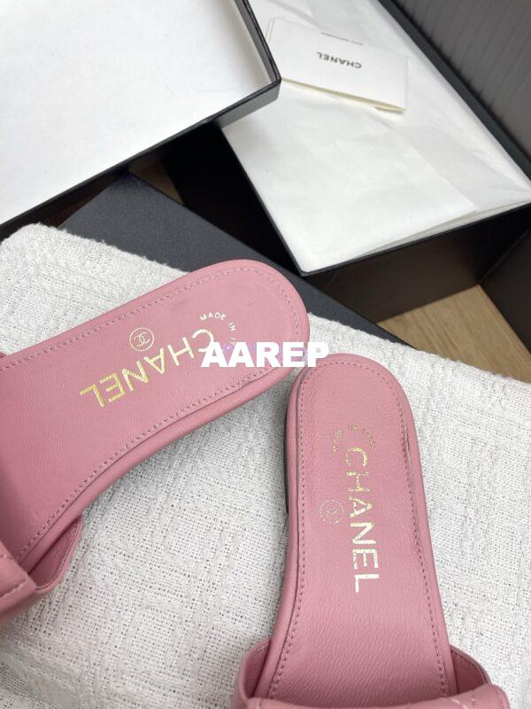 Replica Chanel 25P Quilted Lambskin CC Lock Logo Sandals G46119 Pink 5