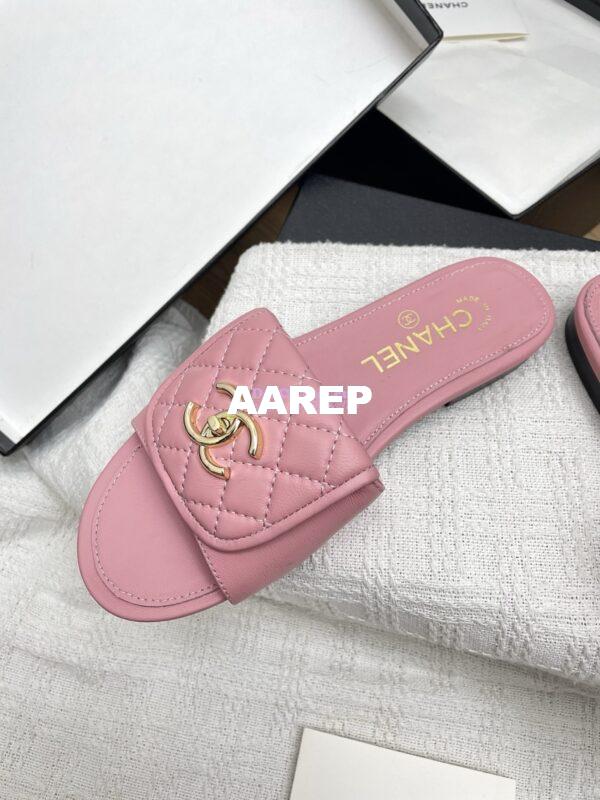 Replica Chanel 25P Quilted Lambskin CC Lock Logo Sandals G46119 Pink 6