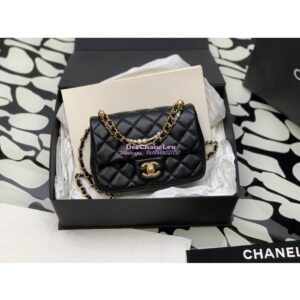 Replica Chanel 24P Seasonal Mini Flap Bag with Pearl Top Handle Chain AS4385 Black