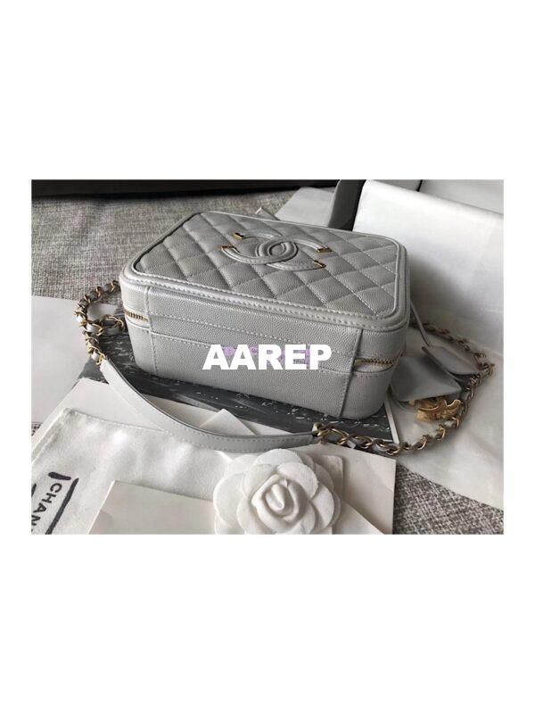 Replica Chanel CC Filigree Vanity Case Vanity Case A93343 Silver 11