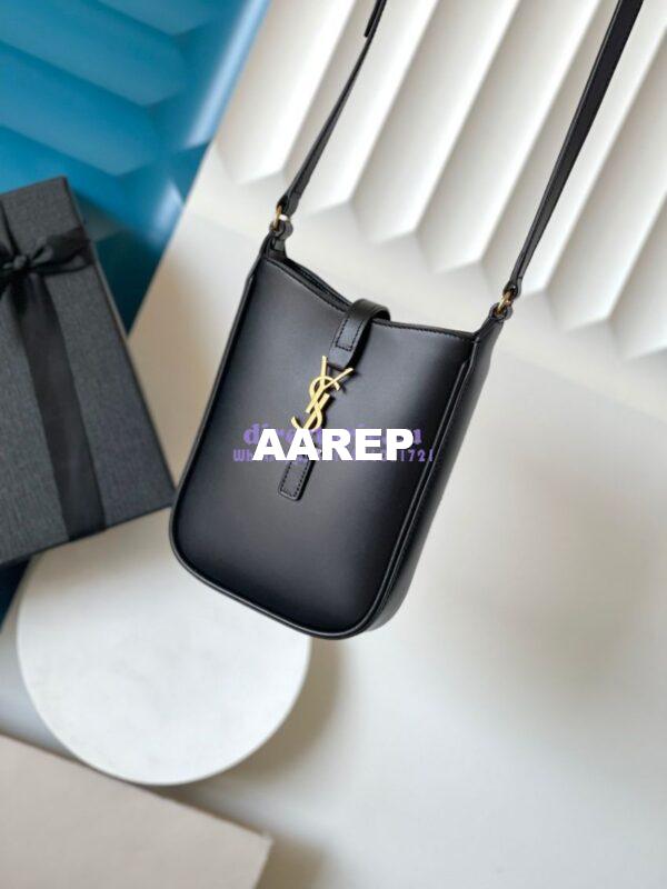 Replica YSL Saint Laurent Le 5 À 7 Mini Vertical In Shiny Leather 7352142 Black 4