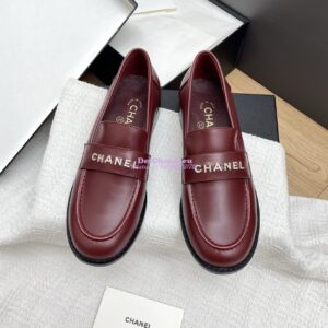 Replica Chanel 25SS Logo Rhinestones Calfskin Moccasins Loafer G37433 Burgundy