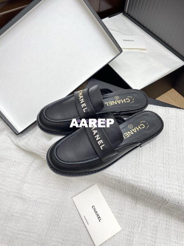 Replica CHANEL 25SS LOGO RHINESTONES CALFSKIN MULES G37432 BLACK 8