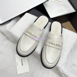 Replica CHANEL 25SS LOGO RHINESTONES CALFSKIN MULES G37432 WHITE
