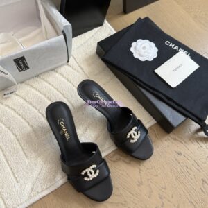 Replica Chanel 25SS CC Pearls Mules with Pearls Heel 50mm Calfskin Black G46484