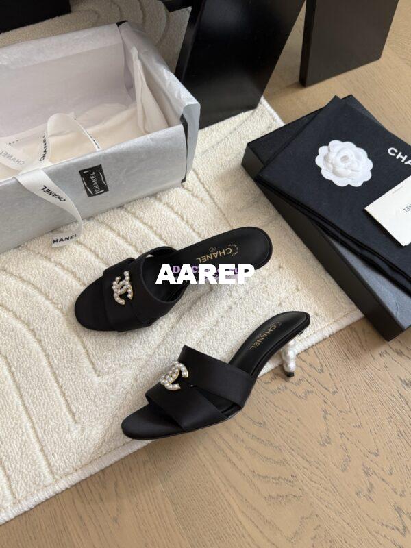 Replica CHANEL 25SS CC Pearls Mules with Pearls Heel 50mm Satin Black G46484 4