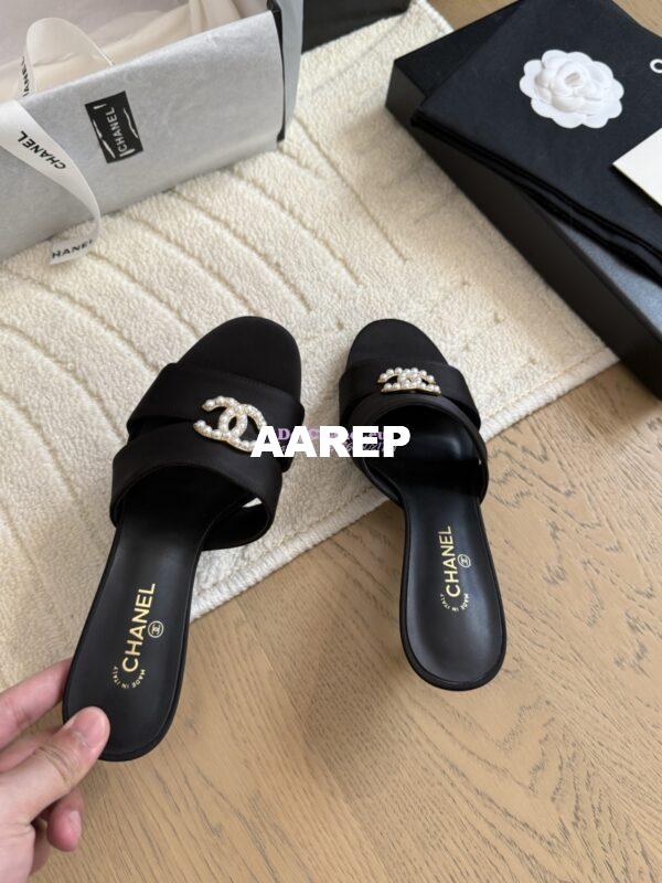 Replica CHANEL 25SS CC Pearls Mules with Pearls Heel 50mm Satin Black G46484 5