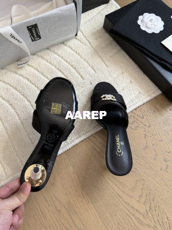 Replica CHANEL 25SS CC Pearls Mules with Pearls Heel 50mm Satin Black G46484 6