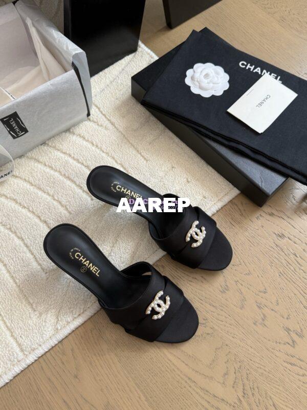 Replica CHANEL 25SS CC Pearls Mules with Pearls Heel 50mm Satin Black G46484 8