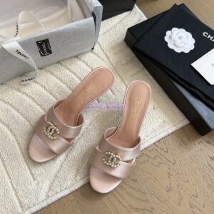 Replica Chanel 25SS CC Pearls Mules with Pearls Heel 50mm Satin Pink G46484 2