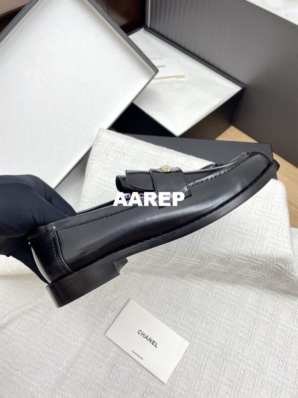 Replica Chanel 25SS Logo Rhinestones Brushed Calfskin Moccasins Loafer G37433 Black 9