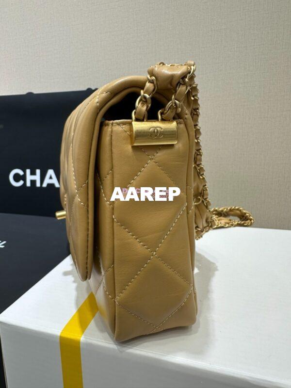Replica Chanel 24FW Aged Calfskin Flap Chain Bag AS4423 Beige 4