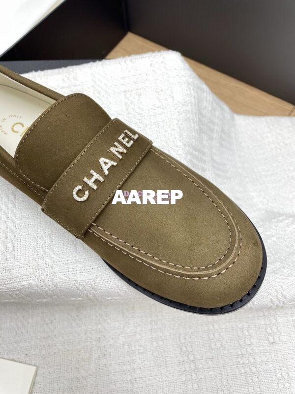 Replica CHANEL 25SS Logo Rhinestones Suede Calfskin Moccasins Loafer G37433 Olive 8