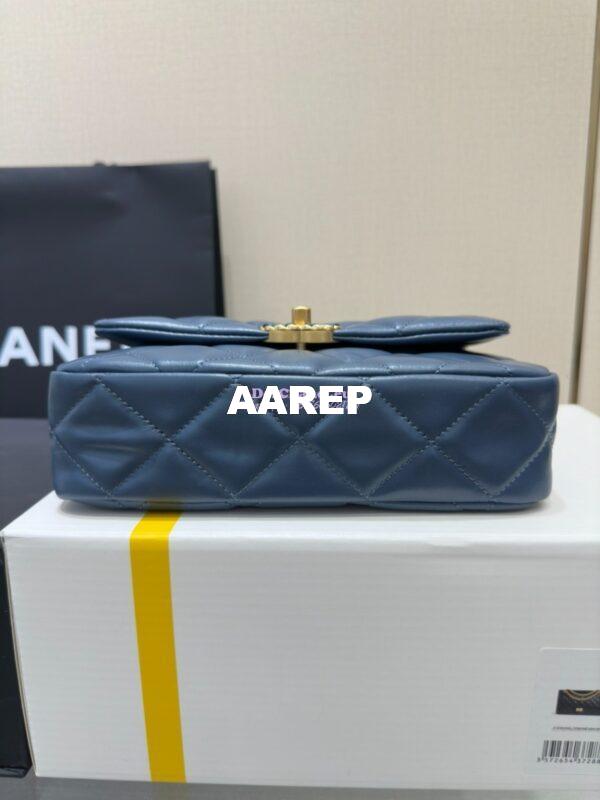 Replica Chanel 24FW Aged Calfskin Flap Chain Bag AS4423 Denim 12