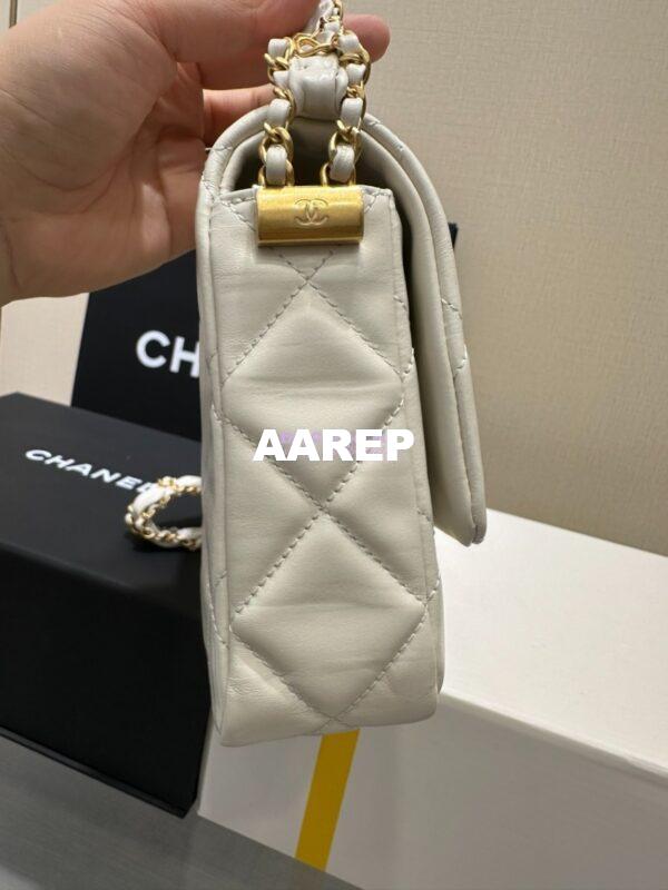 Replica Chanel 24FW Aged Calfskin Flap Chain Bag AS4423 White 5