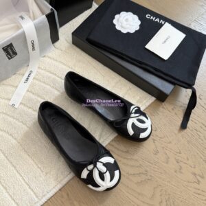 Replica Chanel Vintage CC Quilted Cambon Ballerina G24712 Black White
