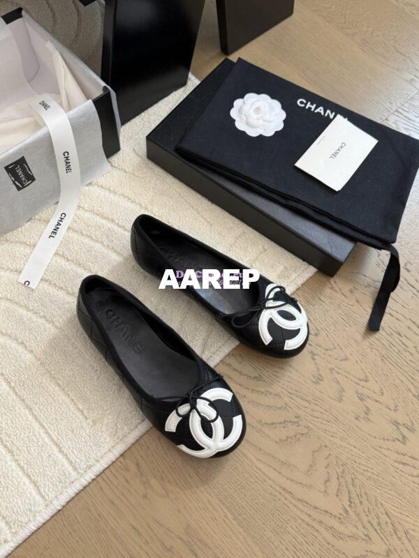 Replica Chanel Vintage CC Quilted Cambon Ballerina G24712 Black White