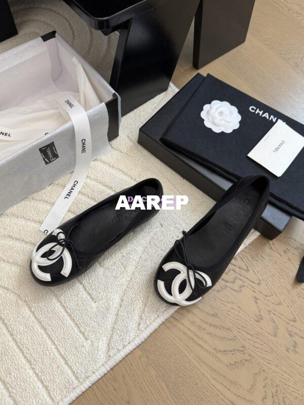 Replica Chanel Vintage CC Quilted Cambon Ballerina G24712 Black White 5