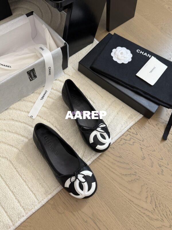 Replica Chanel Vintage CC Quilted Cambon Ballerina G24712 Black White 9